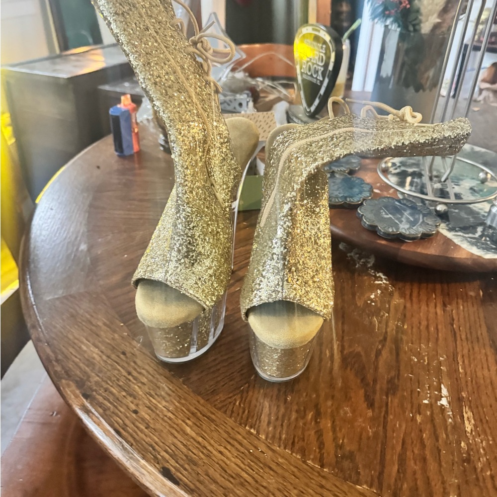 Pleaser gold glitter platform ankle boot
